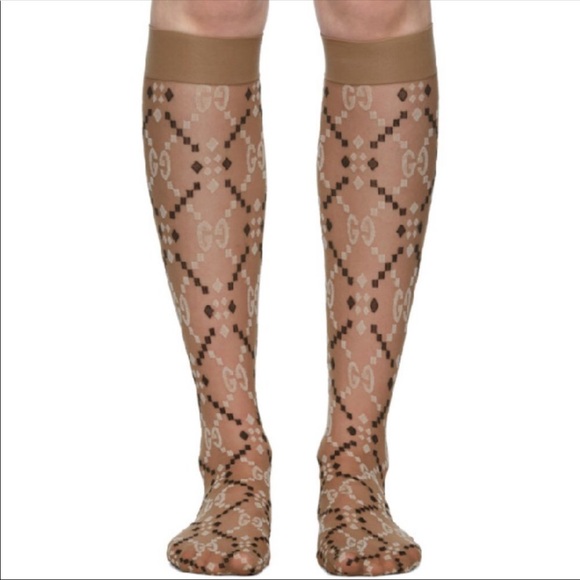 Gucci Gg Jacquard Mesh Socks In Beige 
